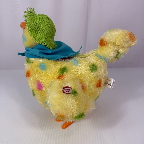 Hallmark Easter Squawkin Egg Laying Chicken Singing Mama Hen w/ Extra Eggs Works - Picture 6 of 17